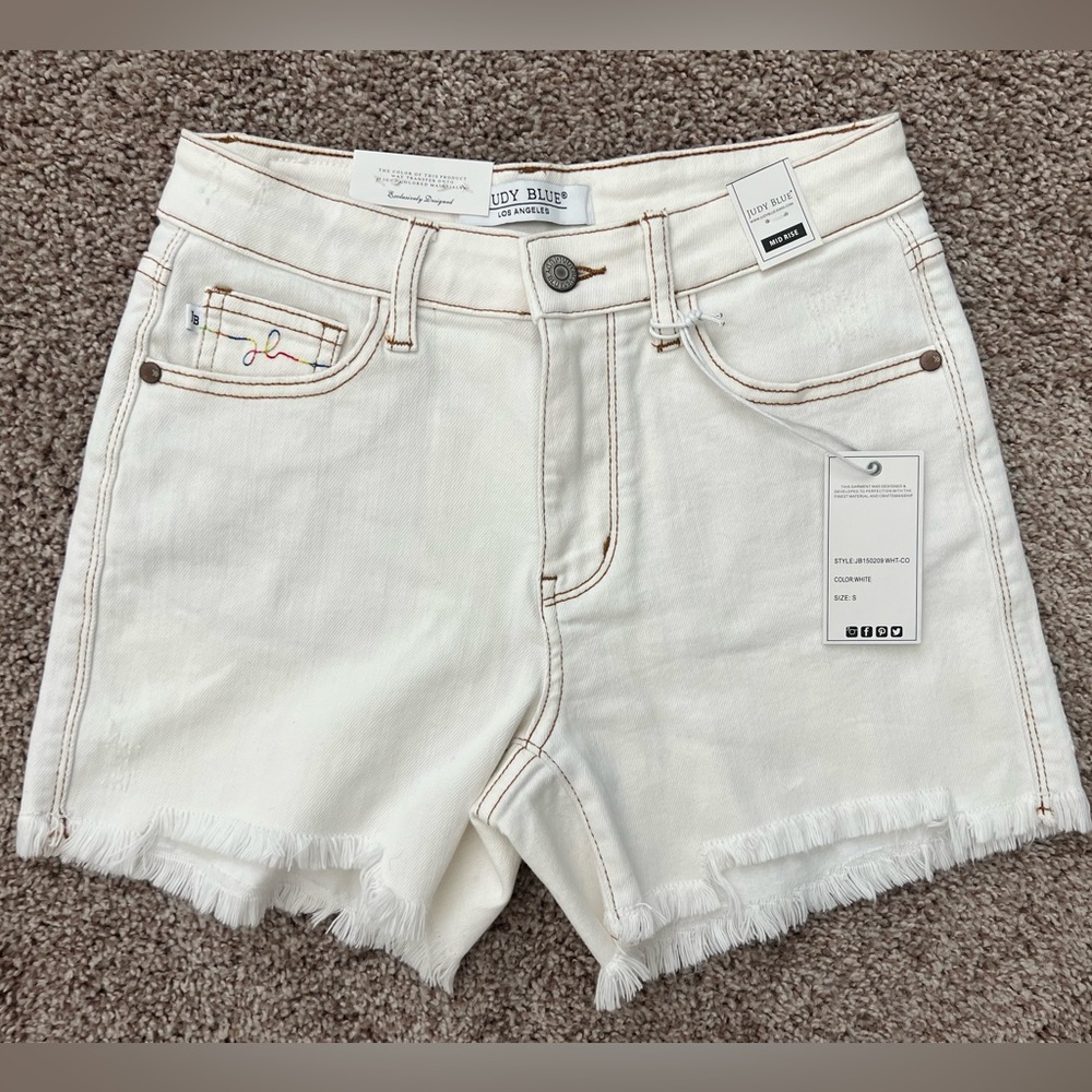 Small Judy Blue Ecru Rainbow Shorts - Picture 9 of 10